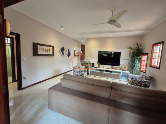 Imagem Casa com 3 Quartos à Venda, 300 m² em Jardim Jacira - Mogi Guaçu Imagem Casa com 3 Quartos à Venda, 300 m² em Jardim Jacira - Mogi Guaçu