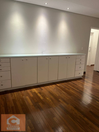 Imagem Apartamento com 3 Quartos para Alugar, 170 m² em Jardim América - São Paulo