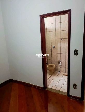 Imagem Casa com 3 Quartos à Venda, 200 m² em Vila Duque De Caxias - Franca Imagem Casa com 3 Quartos à Venda, 200 m² em Vila Duque De Caxias - Franca