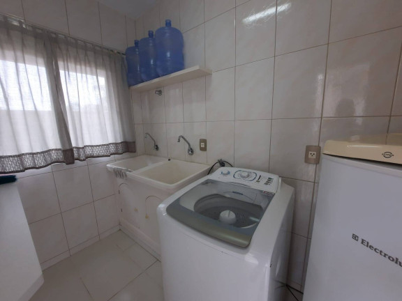 Imagem Casa com 4 Quartos para Temporada, 222 m² em Bombas - Bombinhas