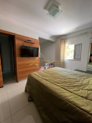 Imagem Casa com 5 Quartos à Venda, 444 m² em Residencial Alphaville Flamboyant - Goiânia Imagem Casa com 5 Quartos à Venda, 444 m² em Residencial Alphaville Flamboyant - Goiânia
