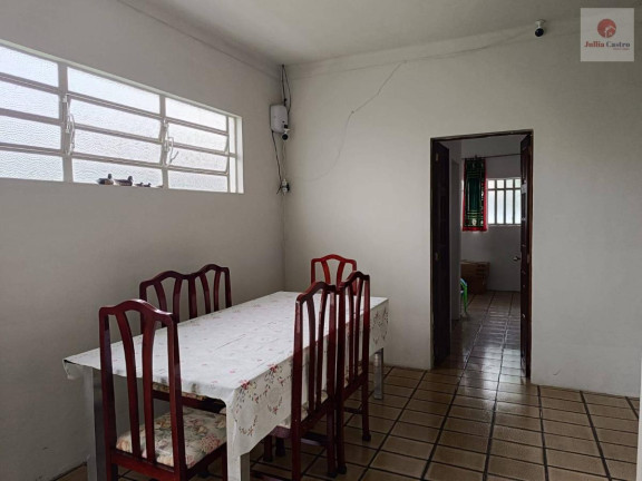 Imagem Casa com 4 Quartos à Venda, 200 m²
