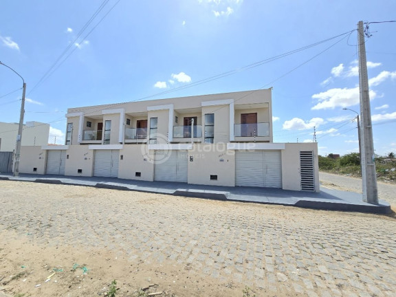 Sobrado com 2 Quartos à Venda, 78 m² em Nova Esperança - Parnamirim