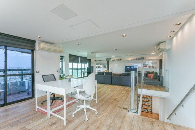 Imóvel com 4 Quartos à Venda, 305 m² em Panamby - São Paulo