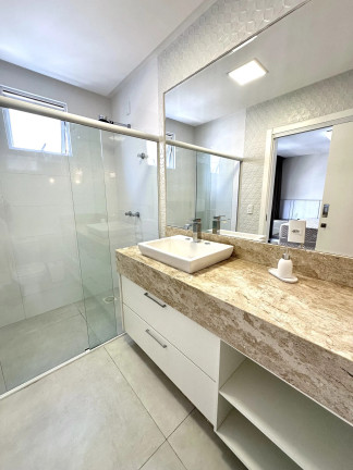 Apartamento com 4 Quartos à Venda, 196 m² em Meia Praia - Itapema