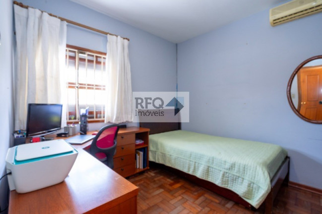Imagem Casa com 3 Quartos à Venda, 375 m² em Planalto Paulista - São Paulo