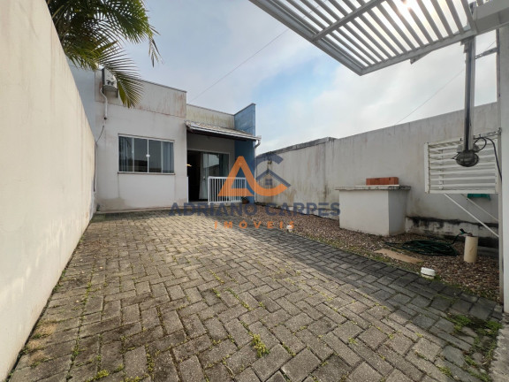 Imagem Casa com 2 Quartos à Venda, 60 m² em Santo Antônio - Balneário Piçarras Imagem Casa com 2 Quartos à Venda, 60 m² em Santo Antônio - Balneário Piçarras