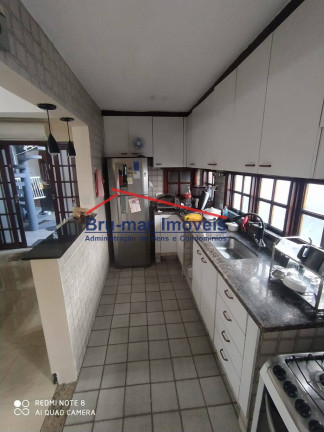 Imagem Sobrado com 3 Quartos à Venda, 120 m² em Boqueirão - Santos