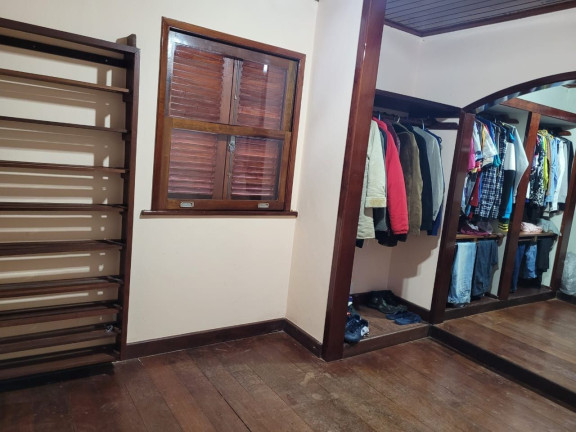 Imagem Casa com 4 Quartos à Venda, 1.600 m² em Albuquerque - Teresópolis Imagem Casa com 4 Quartos à Venda, 1.600 m² em Albuquerque - Teresópolis