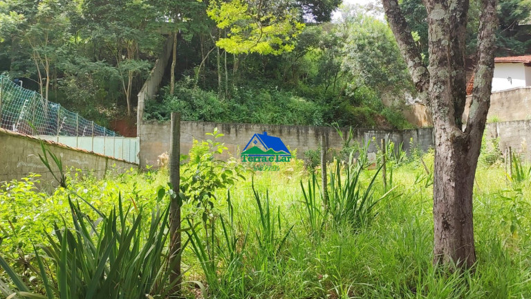 Terreno à Venda, 514 m² em Centro - Aiuruoca