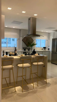 Imagem Apartamento com 3 Quartos à Venda, 187 m² em Centro - Balneário Camboriú