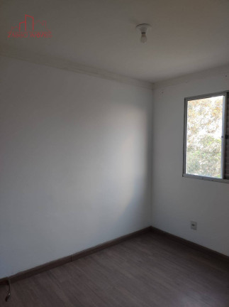 Imagem Apartamento com 2 Quartos à Venda, 40 m² em água Chata - Guarulhos