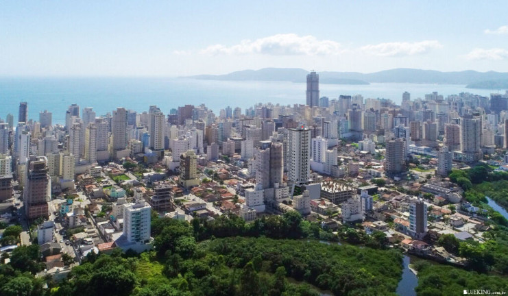 Imagem Apartamento com 3 Quartos à Venda, 130 m² em Itapema - Itapema