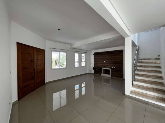 Imagem Casa com 3 Quartos à Venda, 192 m² em Bairro Moinho Velho - Cotia Imagem Casa com 3 Quartos à Venda, 192 m² em Bairro Moinho Velho - Cotia