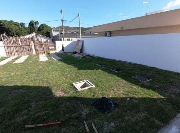 Casa com 2 Quartos à Venda, 70 m² em Parque Balneário São Francisco - Cabo Frio