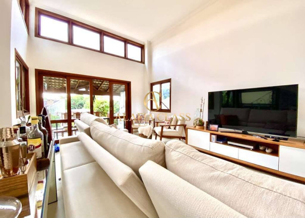 Imagem Casa de Condomínio com 4 Quartos à Venda, 337 m² em Moinho Velho - Cotia