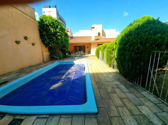 Imagem Casa com 4 Quartos à Venda, 363 m² em Nossa Senhora De Lourdes - Santa Maria