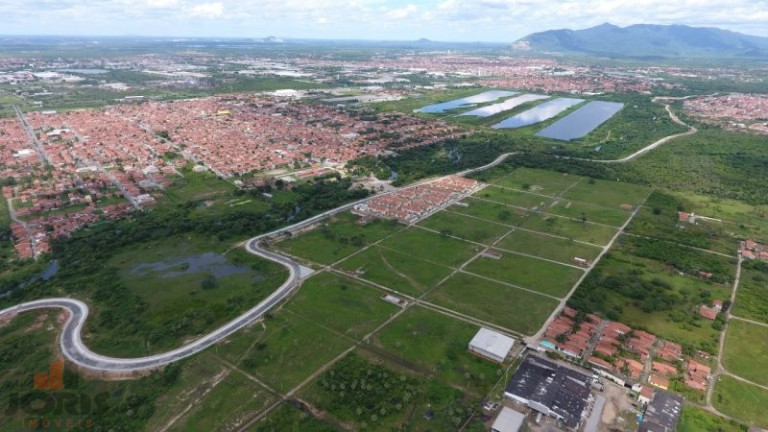 Imóvel à Venda, 240 m² em Parque Tijuca - Maracanaú