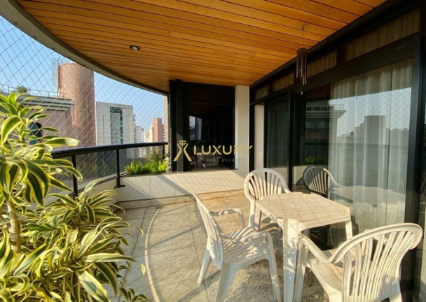 Imagem Imóvel com 4 Quartos à Venda, 560 m² em Lourdes - Belo Horizonte