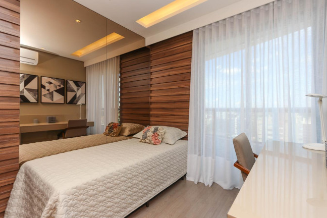 Imagem Apartamento com 3 Quartos à Venda, 110 m² em Cabral - Curitiba