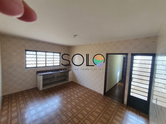 Imagem Casa com 2 Quartos à Venda, 139 m² em Centro - Araraquara Imagem Casa com 2 Quartos à Venda, 139 m² em Centro - Araraquara