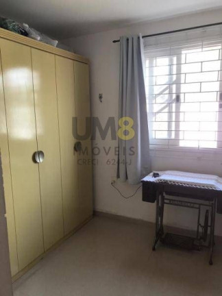 Imagem Sobrado com 3 Quartos à Venda, 244 m² em Guaíra - Curitiba