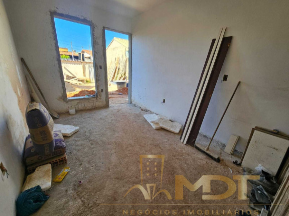 Imagem Casa com 2 Quartos à Venda, 65 m² em Jardim Dos Comerciários (venda Nova) - Belo Horizonte Imagem Casa com 2 Quartos à Venda, 65 m² em Jardim Dos Comerciários (venda Nova) - Belo Horizonte
