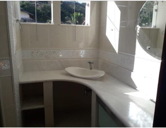 Imagem Casa de Condomínio com 5 Quartos à Venda, 510 m² em Itaipu - Niterói Imagem Casa de Condomínio com 5 Quartos à Venda, 510 m² em Itaipu - Niterói