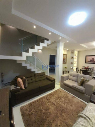 Imagem Casa com 3 Quartos à Venda, 186 m² em Maraponga - Fortaleza Imagem Casa com 3 Quartos à Venda, 186 m² em Maraponga - Fortaleza