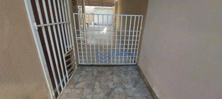 Imagem Casa com 2 Quartos à Venda, 120 m² em Centro - Eusébio