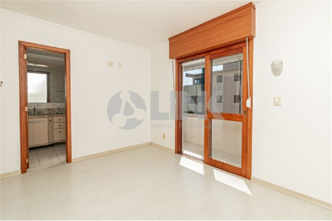 Imagem Imóvel com 2 Quartos à Venda, 187 m² em Jardim Itu - Porto Alegre Imagem Imóvel com 2 Quartos à Venda, 187 m² em Jardim Itu - Porto Alegre