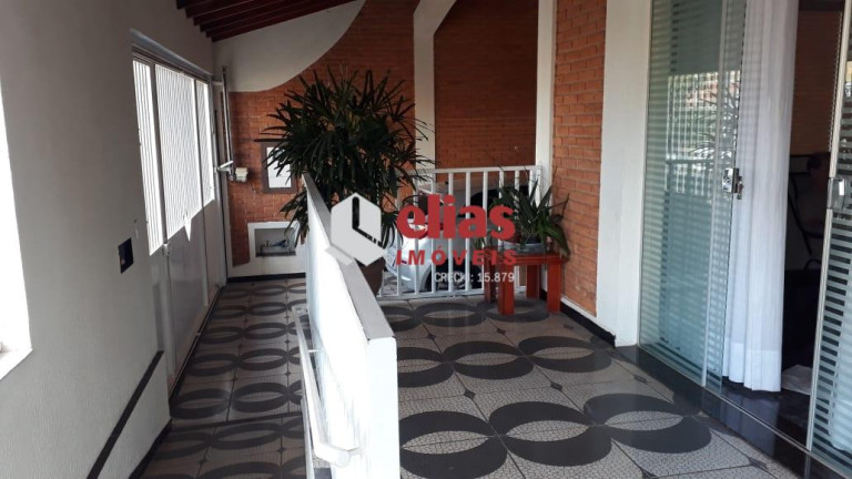 Imagem Casa com 3 Quartos à Venda, 252 m² em Vila Souto - Bauru