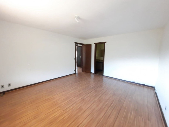 Imagem Casa com 4 Quartos à Venda, 229 m² em Parque Do Ingá - Teresópolis