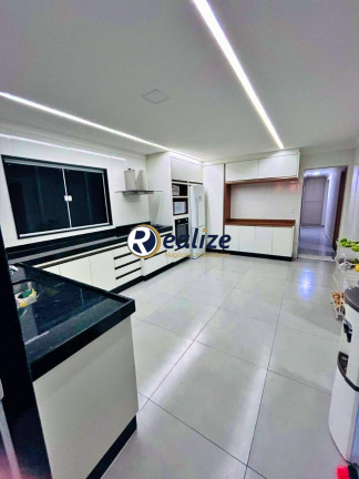 Imagem Casa com 4 Quartos à Venda, 700 m² em Santa Mônica - Guarapari