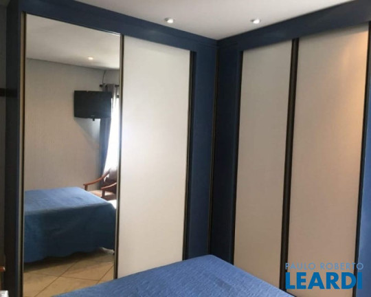 Imagem Sobrado com 3 Quartos à Venda, 240 m² em Jardim Utinga - Santo André Imagem Sobrado com 3 Quartos à Venda, 240 m² em Jardim Utinga - Santo André
