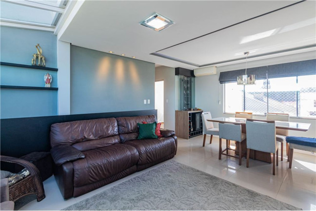 Imagem Apartamento com 3 Quartos à Venda, 164 m² em Vila Ipiranga - Porto Alegre