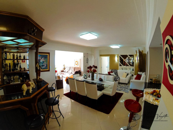 Apartamento com 3 Quartos à Venda, 186 m² em Centro - Balneário Camboriú