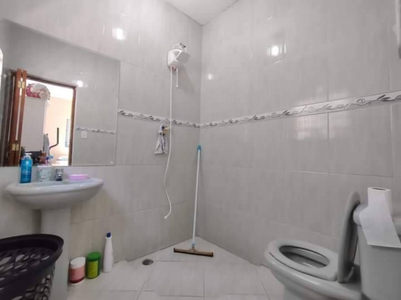 Imagem Casa com 3 Quartos à Venda, 250 m² em Botujuru - Mogi Das Cruzes