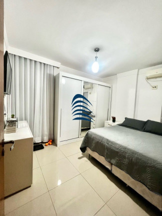 Imagem Imóvel com 3 Quartos à Venda, 123 m² em Imbuí - Salvador