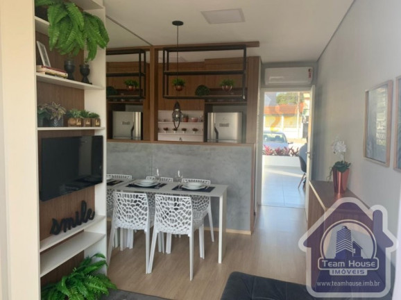 Imagem Apartamento com 2 Quartos à Venda, 43 m² em Jardim Helena - Ferraz De Vasconcelos