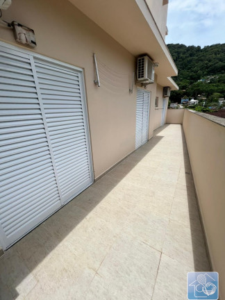 Imagem Casa com 3 Quartos à Venda, 240 m² em Enseada - Ubatuba