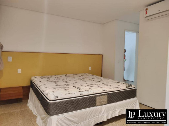 Imagem Casa de Condomínio com 6 Quartos à Venda,  em Baleia - São Sebastião
