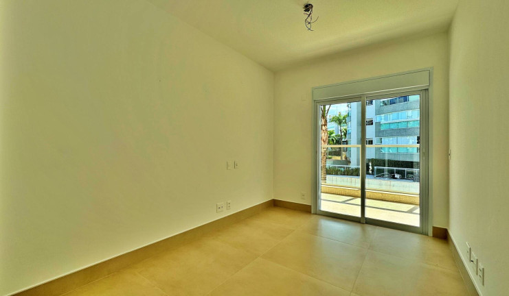 Imagem Apartamento com 33 Quartos à Venda, 110 m² em Riviera De São Lourenço - Bertioga Imagem Apartamento com 33 Quartos à Venda, 110 m² em Riviera De São Lourenço - Bertioga