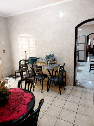 Imagem Casa com 5 Quartos à Venda, 250 m² em Jardim Senice - São Paulo