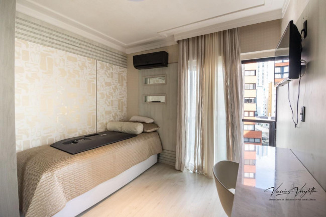 Imagem Apartamento com 3 Quartos para Temporada, 130 m² em Centro - Balneário Camboriú