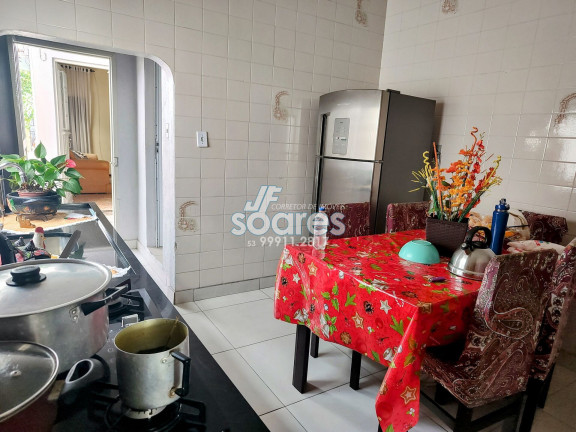 Imagem Sobrado com 3 Quartos à Venda, 131 m² em Fragata - Pelotas