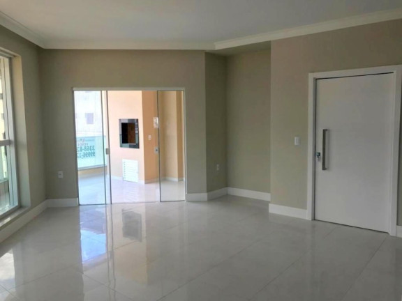 Imagem Imóvel com 3 Quartos à Venda, 130 m² em Meia Praia - Itapema Imagem Imóvel com 3 Quartos à Venda, 130 m² em Meia Praia - Itapema