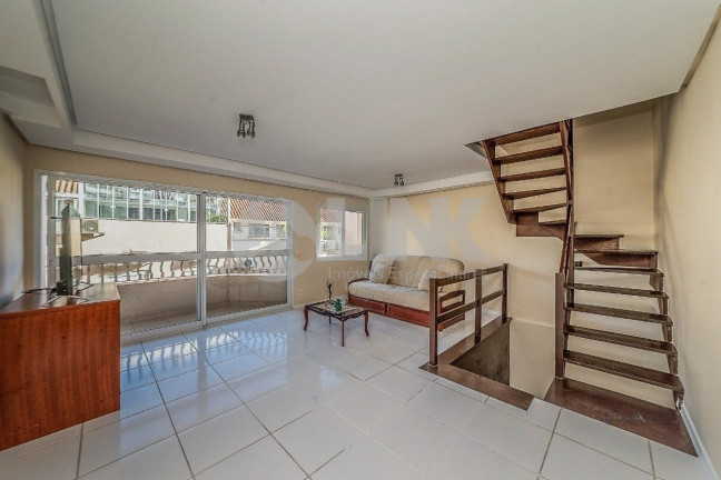 Imóvel com 3 Quartos à Venda, 220 m² em Tristeza - Porto Alegre