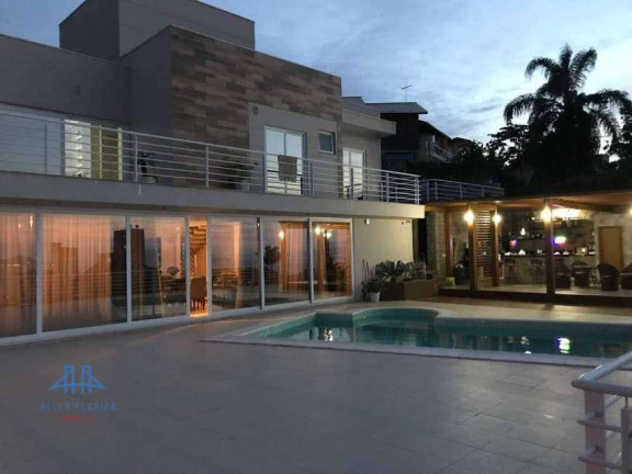 Imagem Casa com 3 Quartos à Venda, 365 m² em Agronômica - Florianópolis Imagem Casa com 3 Quartos à Venda, 365 m² em Agronômica - Florianópolis