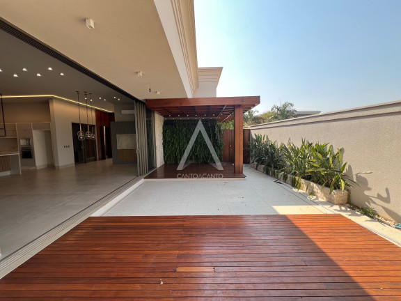 Imagem Casa com 3 Quartos à Venda, 281 m² em Condomínio Carpe Diem Resort - Sinop Imagem Casa com 3 Quartos à Venda, 281 m² em Condomínio Carpe Diem Resort - Sinop